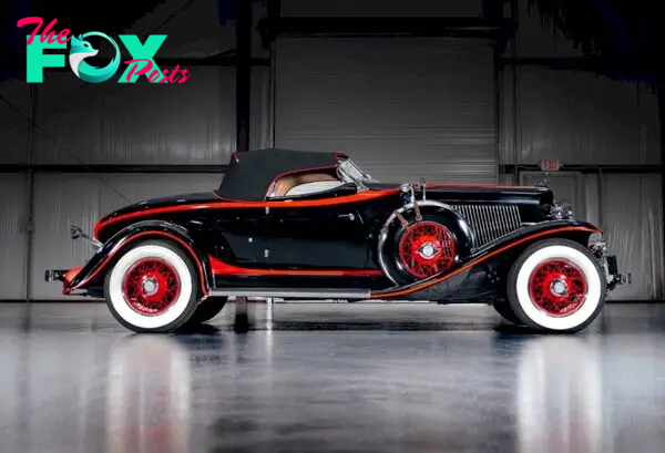 The-1931-Auburn-8-98A-Boattail-Speedster