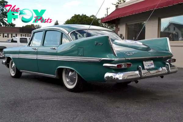 1959-Plymouth-Fury