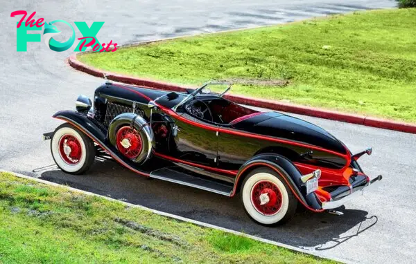 The-1931-Auburn-8-98A-Boattail-Speedster