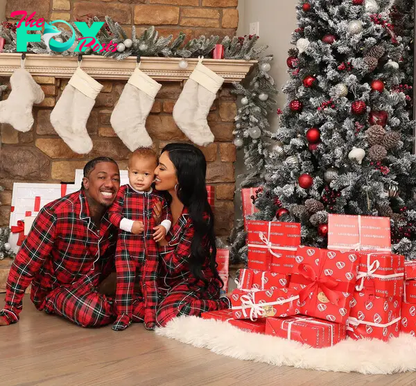 Nick Cannon, Bre Tiesi and son