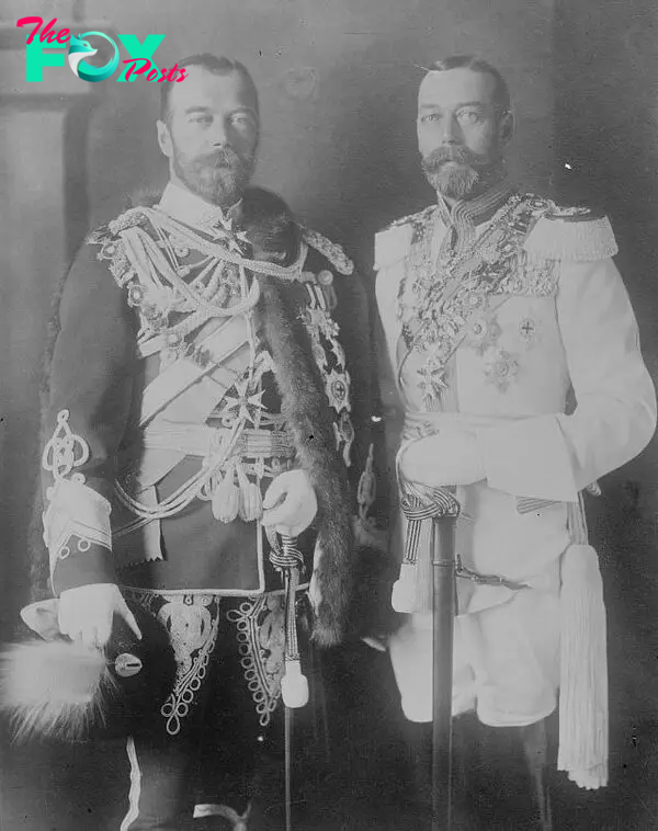 Nicholas II of Russia photographed alongside similar looking and cousin King George V of the United Kingdom, while wearing military uniform.