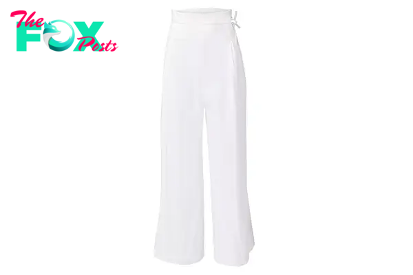 White high-waisted pants
