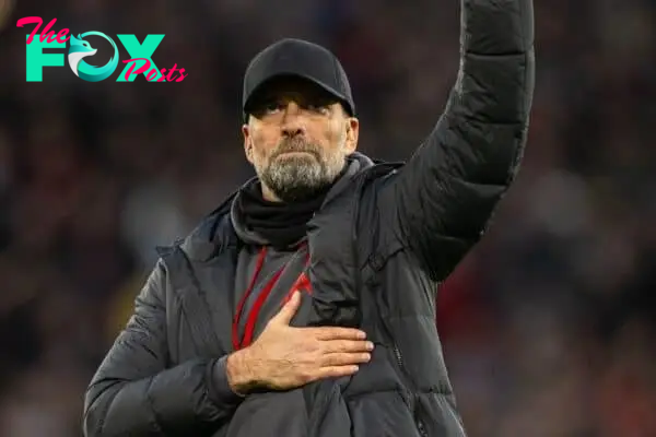 MANCHESTER, ENGLAND - Sunday, March 17, 2024: Liverpool's manager Jürgen Klopp waves to the supporters after the FA Cup Quarter-Final match between Manchester United FC and Liverpool FC at Old Trafford. (Photo by David Rawcliffe/Propaganda)