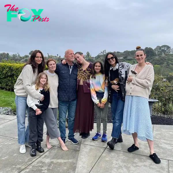 Bruce Willis, Demi Moore, Emma Heming and daughters