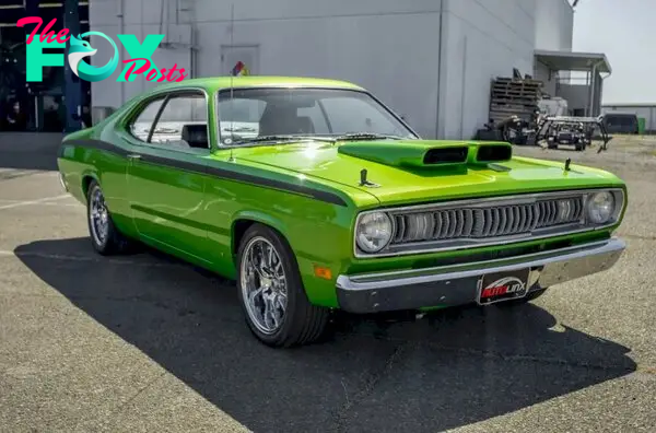 1971-Plymouth-Duster