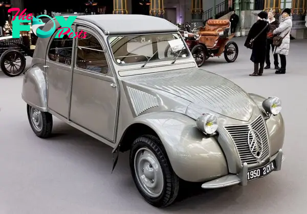  The-Citroën-2CV