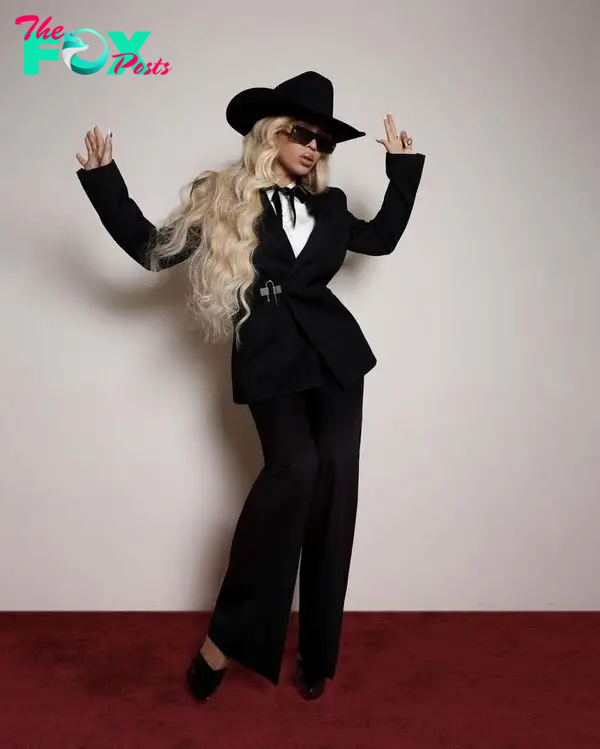 Beyoncé wears a black suit and cowboy hat for Oscars Gold Party 2024
