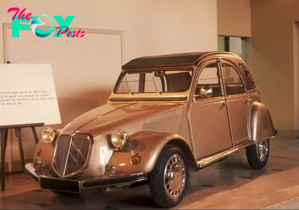  The-Citroën-2CV