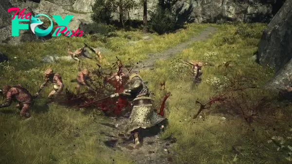 An Arisen warrior slashes at a band of goblins, with splatters of blood emitting from their bodies, in a screenshot from Dragon’s Dogma 2