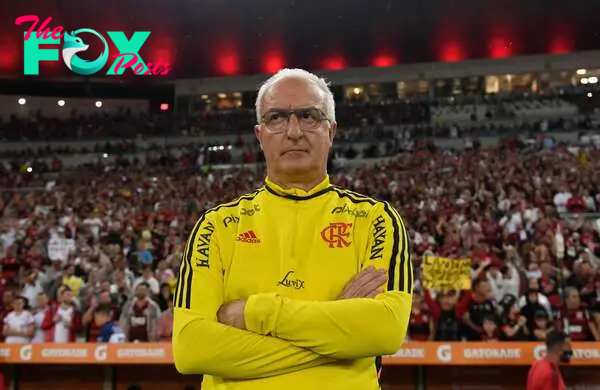 (FILES) Flamengo's coach Dorival Junior waits for the start of the Copa Libertadores football tournament quarterfinals all-Brazilian second leg match between Flamengo and Corinthians, at the Maracana stadium in Rio de Janeiro, Brazil, on August 9, 2022. Sao Paulo FC coach Dorival Junior will be the new coach of the Brazilian national team, the club said on January 7, 2024, after Fernando Diniz was fired from the five-time world champions following a string of losses. "It's a personal dream come true," the 2023 Copa do Brasil-winning coach said in a statement posted by Sao Paulo on X, formerly Twitter, after days of speculation he would be named to take over struggling Brazil. The Brazilian Football Confederation (CBF) did not immediately confirm the announcement. (Photo by MAURO PIMENTEL / AFP)