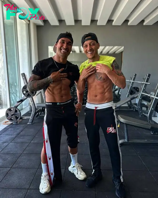 Ozil showed off his incredible body transformation