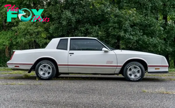 1987-Chevrolet-Monte-Carlo