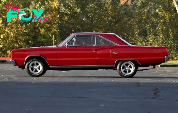 1967-Dodge-Coronet-R-T-Coupe