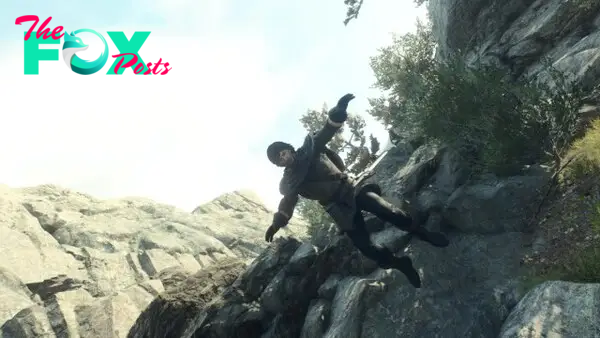 Arisen Diving Off of Cliff in Dragon's Dogma 2