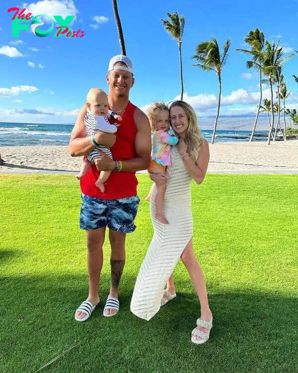 Brittany and Patrick Mahomes with kids on beach