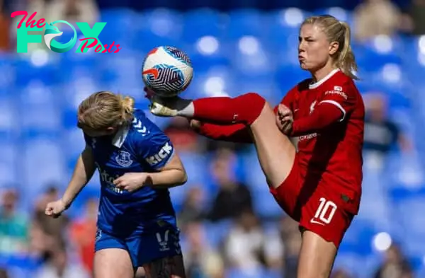 LIVERPOOL, ENGLAND - Sunday, March 24, 2024: Liverpool's Sophie Roman Huag (R) and Everton's Lucy Hope during the FA Women’s Super League game between Everton FC Women and Liverpool FC Women at Goodison Park. (Photo by David Rawcliffe/Propaganda)