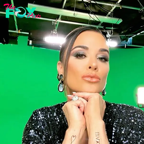 Kyle richards green screen