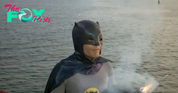 Batman 1966 bomb_