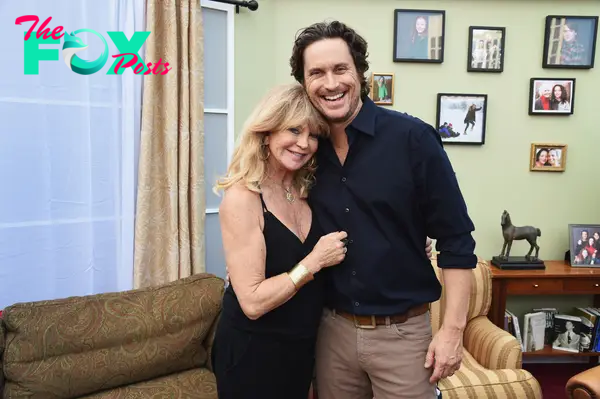 Oliver Hudson and Goldie Hawn 