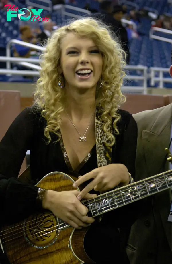 A young Taylor Swift.