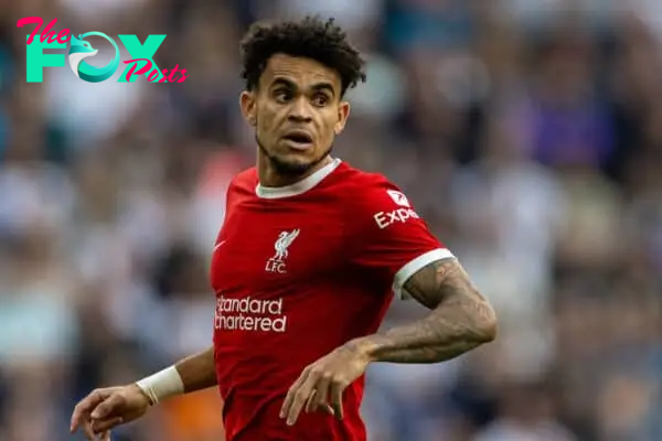 LONDON, ENGLAND - Saturday, September 30, 2023: Liverpool's Luis Díaz during the FA Premier League match between Tottenham Hotspur FC and Liverpool FC at the Tottenham Hotspur Stadium. (Pic by David Rawcliffe/Propaganda)