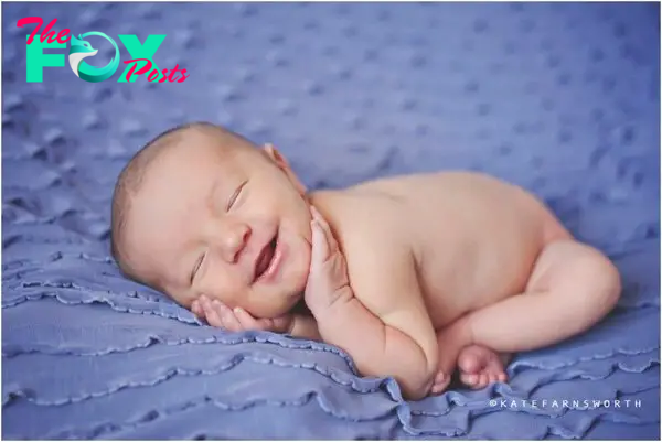 Ecstatic with the photo of the baby smiling while sleeping 2