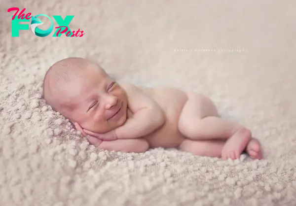 Ecstatic with the photo of the baby smiling while sleeping 8