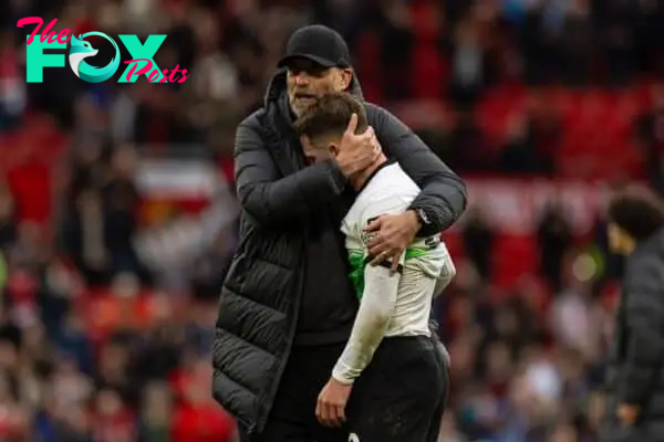 MANCHESTER, ENGLAND - Sunday, April 7, 2024: Liverpool's manager Jürgen Klopp (L) and Alexis Mac Allister after the FA Premier League match between Manchester United FC and Liverpool FC at Old Trafford. The game ended in a 2-2 draw.(Photo by David Rawcliffe/Propaganda)