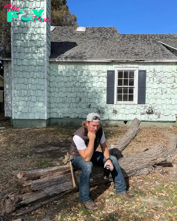 Chip Gaines sitting on a tree