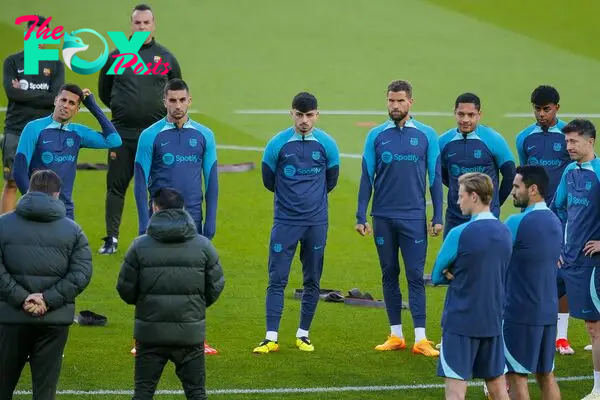 Barcelona squad training
