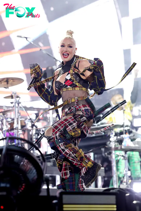 A photo of Gwen Stefani performing at Coachella