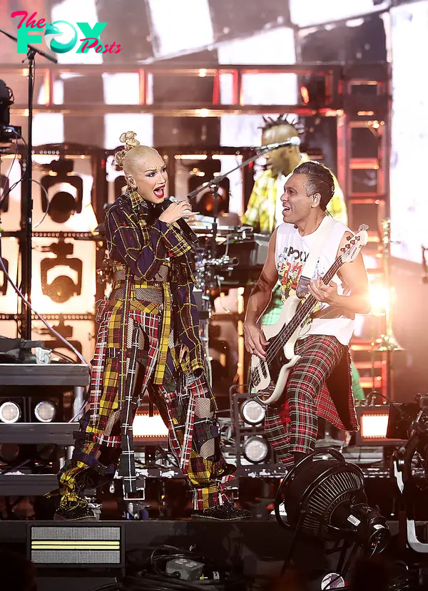 A photo of Gwen Stefani and No Doubt at Coachella