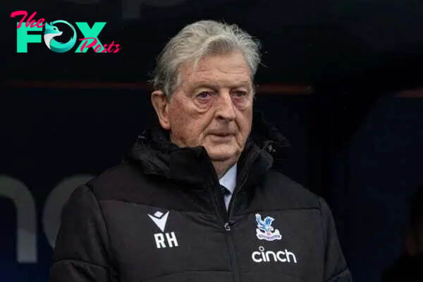 LONDON, ENGLAND - Saturday, December 9, 2023: Crystal Palace's manager Roy Hodgson before the FA Premier League match between Crystal Palace FC and Liverpool FC at Selhurst Park. (Photo by David Rawcliffe/Propaganda)