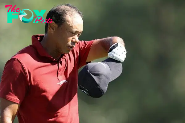 Why did Tiger Woods drop Nike and end his contract after 27 years?