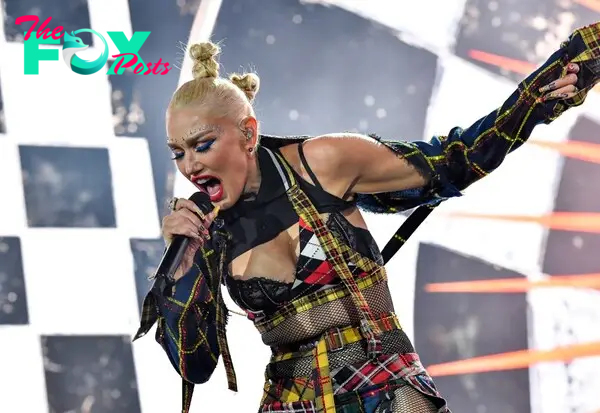 Gwen Stefani and No Doubt perform at Coachella 2024