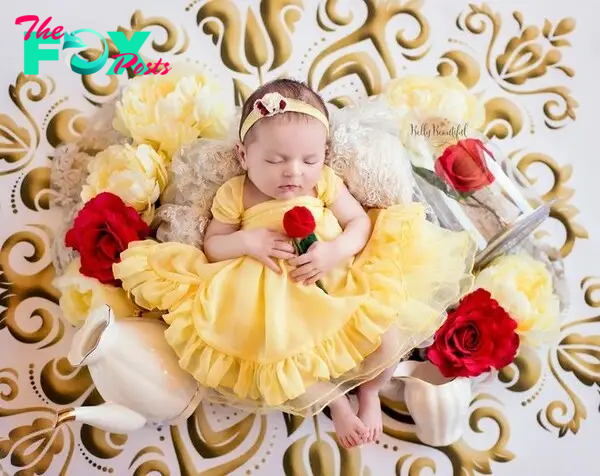 Sparkling beautiful photos of newborn babies playing Disney princesses - Photo 11.