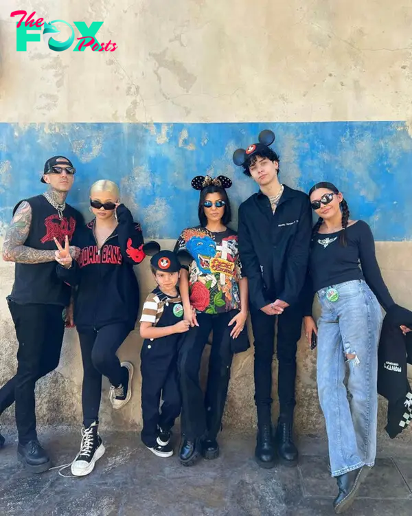 Travis Barker, Kourtney Kardashian and kids