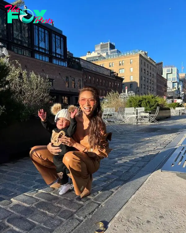 Jeannie Mai with her daughter