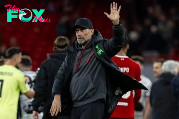 LIVERPOOL, ENGLAND - Thursday, April 11, 2024: Liverpool's manager Jürgen Klopp waves to supporters after the UEFA Europa League Quarter-Final 1st Leg match between Liverpool FC and BC Atalanta at Anfield. Atalanta won 3-0. (Photo by David Rawcliffe/Propaganda)