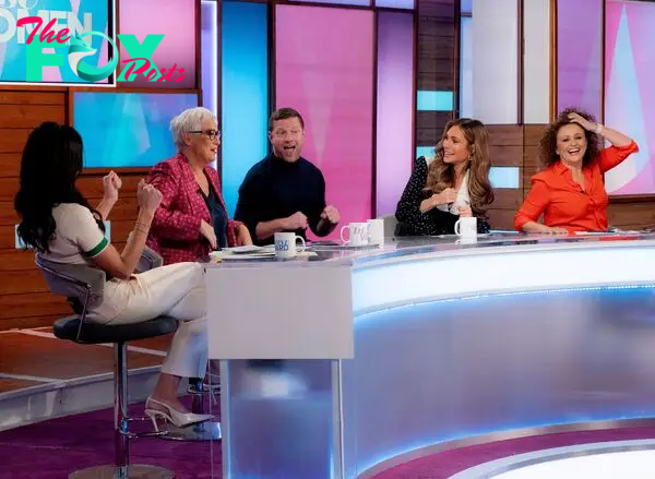 Christine Lampard, Denise Welch, Dermot O'Leary, Ayda Williams Williams and Nadia Sawalha on their talk show, "Loose Women."