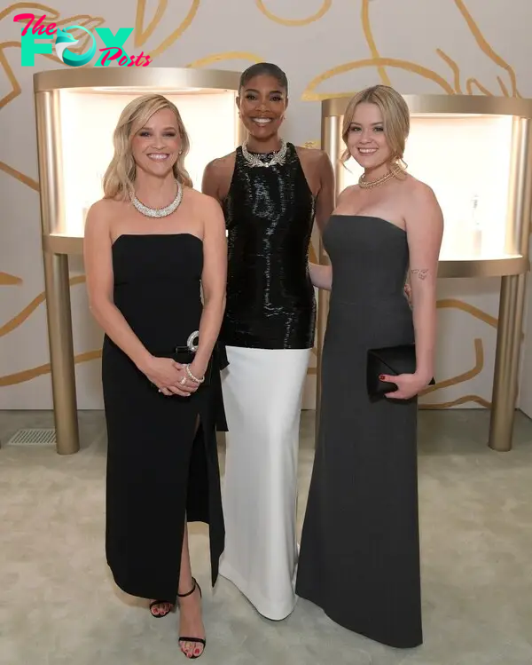 Reese Witherspoon and Ava Phillippe with Gabrielle Union  at the Tiffany & Co. celebration of the launch of Blue Book 2024: Tiffany Céleste. 