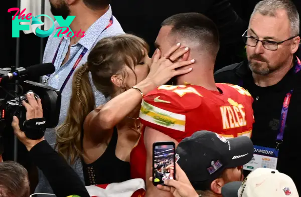 Taylor Swift and Travis Kelce