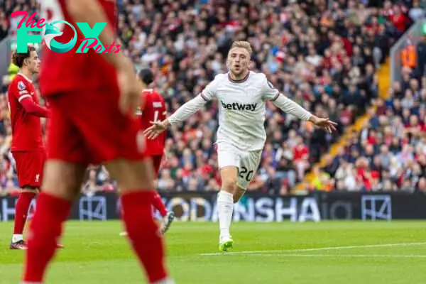 LIVERPOOL, ENGLAND - Sunday, September 24, 2023: West Ham United's Jarrod Bowen celebrates after scoring the first equalising goal during the FA Premier League match between Liverpool FC and West Ham United FC at Anfield. (Pic by David Rawcliffe/Propaganda)