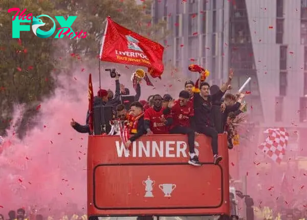 LIVERPOOL, ENGLAND - Sunday, May 29, 2022: Liverpool players on an open top bus parade around the city after the club won the Cup Double, the FA Cup and Football League Cup. (Photo by David Rawcliffe/Propaganda)