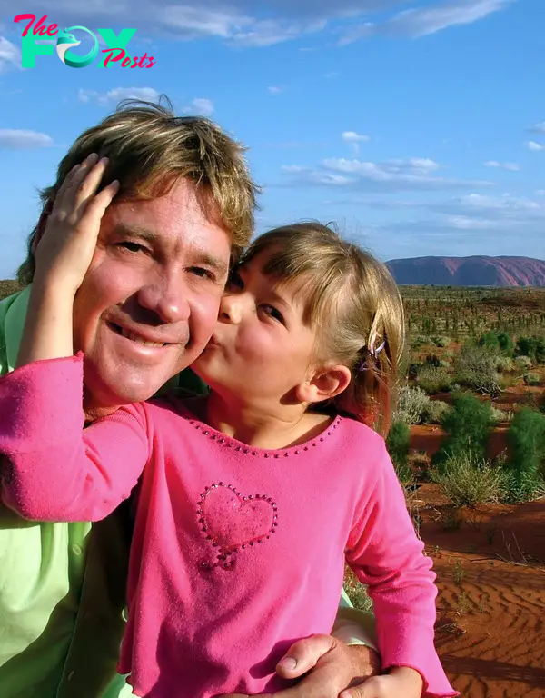 Steve Irwin and Bindi Irwin.