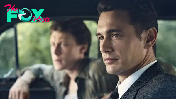 Bill and Jake sit in a car in 11.22.63