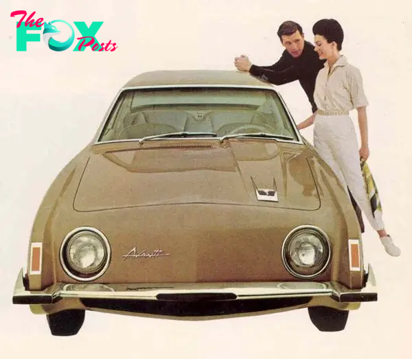 1963-Studebaker-Avanti