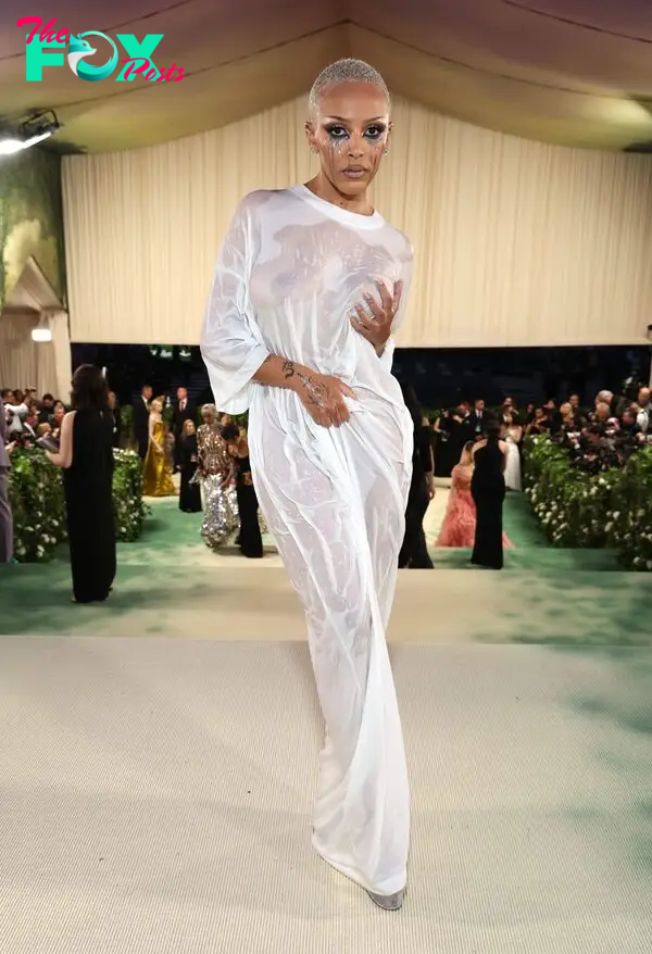 Doja Cat attends The 2024 Met Gala.