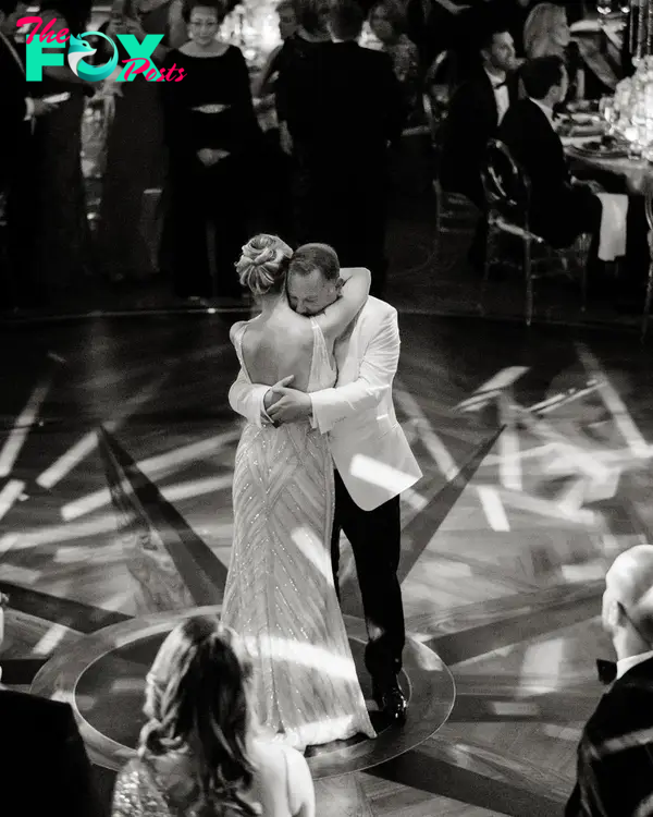 Dorit Kemsley and PK Kemsley dancing on their wedding day