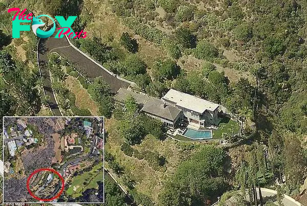 Musk owns this Bel Air hoмe along with his other Bel Air properties (located on the Ƅottoм left portion of the мap)